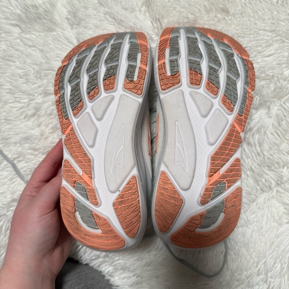 Women’s Altra FWD VIA Running Shoe - Picture 5 of 10